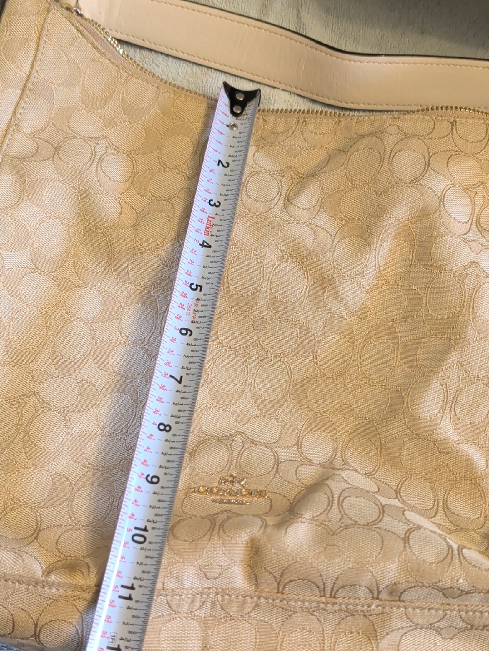 Coach Beige Signature Jacquard Shoulder Bag - Picture 2 of 7